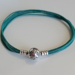 Pandora braclet